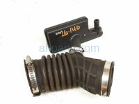 Nissan AIR INTAKE HOSE TUBE W/RESONATOR Nissan AIR INTAKE HOSE TUBE W/RESONATOR