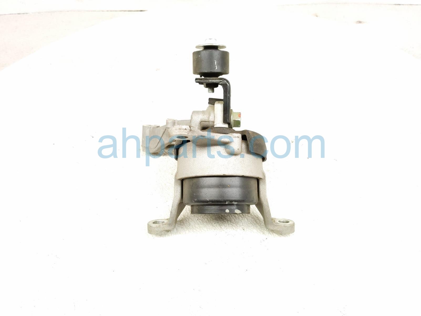Honda RH ENGINE SIDE MOUNT - 3.5L FWD