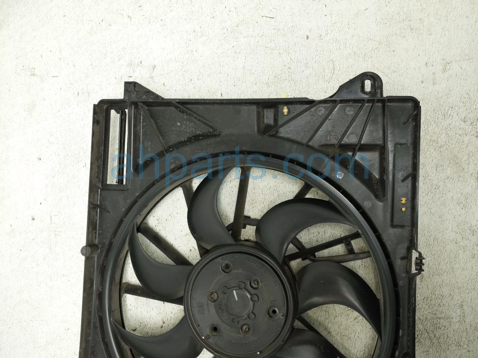 2024 Ford Mustang Cooling Radiator Fan Assembly 2.3t Rwd PR33 8C607 BA Replacement 2024 Ford Mustang Cooling Radiator Fan Assembly 2.3t Rwd PR33 8C607 BA Replacement thumbnail