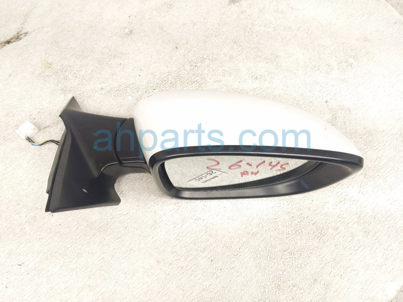 $275 Honda RH SIDE VIEW MIRROR - WHITE W/O BSI $275 Honda RH SIDE VIEW MIRROR - WHITE W/O BSI