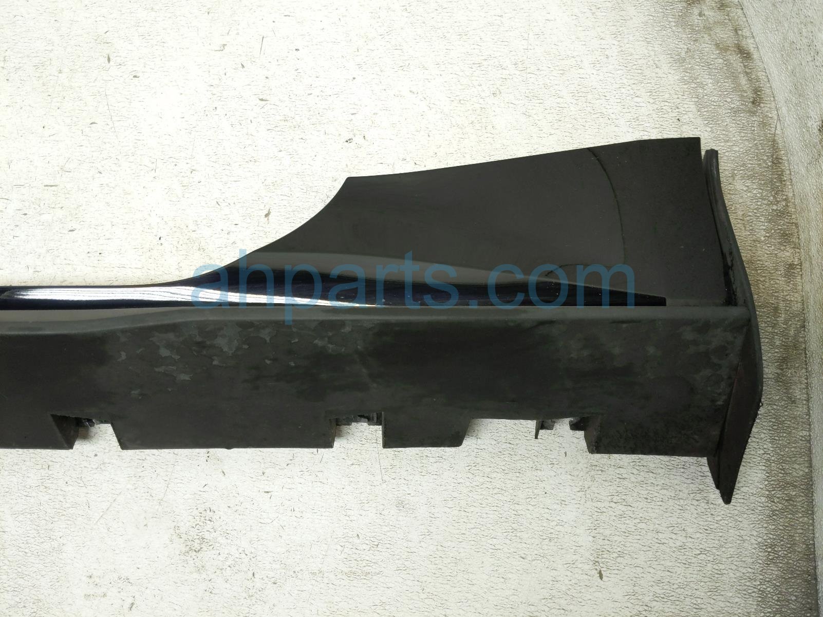 2024 Ford Mustang Rocker Trim Driver Side Skirt / Molding Black PR3Z 6310177 AAPTM Replacement 2024 Ford Mustang Rocker Trim Driver Side Skirt / Molding Black PR3Z 6310177 AAPTM Replacement thumbnail