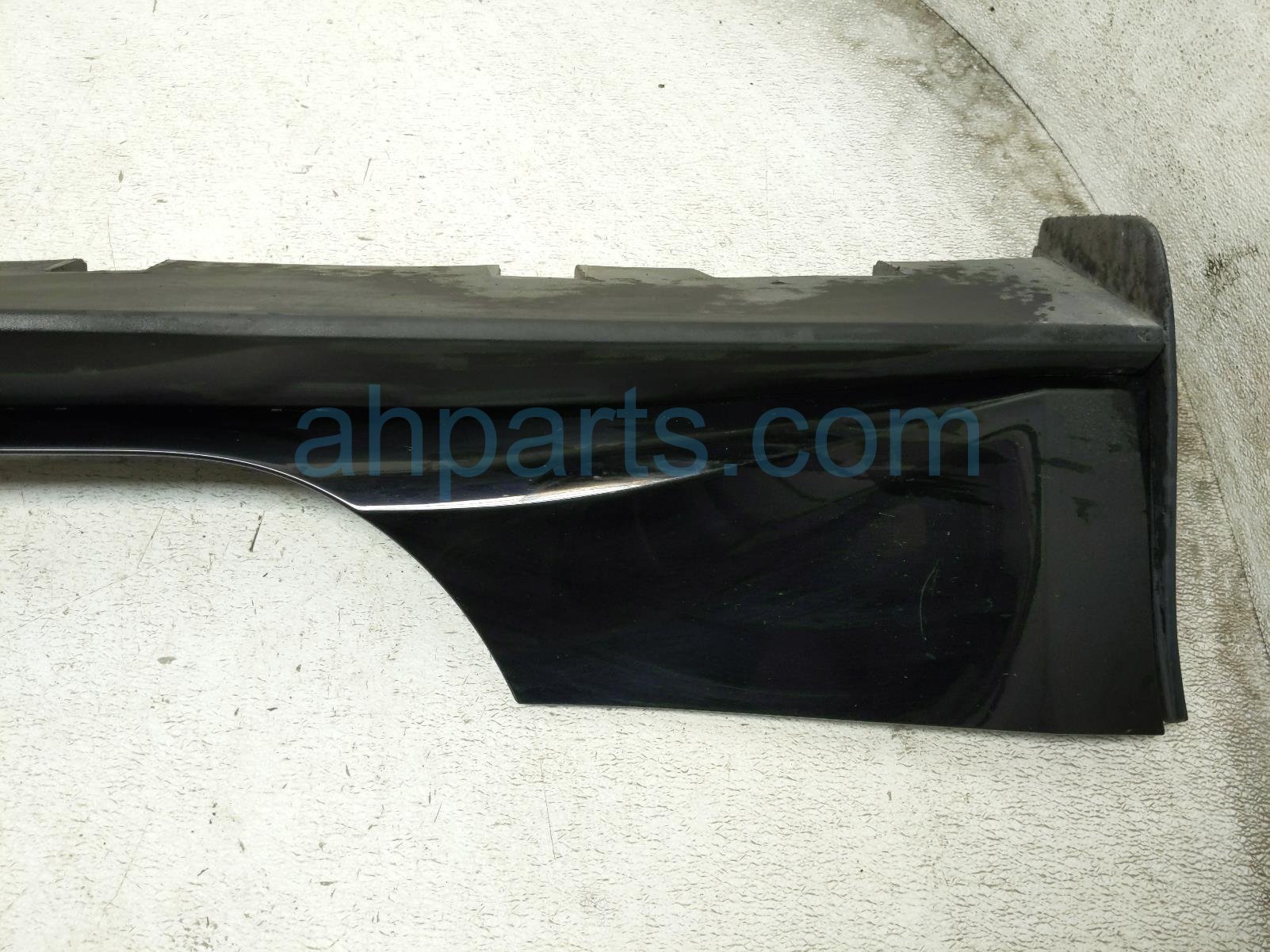 2024 Ford Mustang Rocker Trim Passenger Side Skirt / Molding Black PR3Z 6310176 AAPTM Replacement 2024 Ford Mustang Rocker Trim Passenger Side Skirt / Molding Black PR3Z 6310176 AAPTM Replacement thumbnail