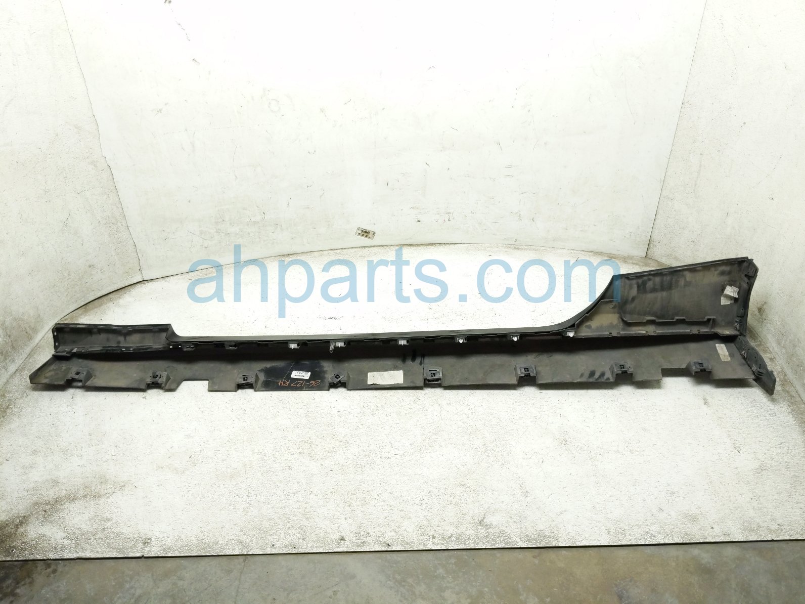 2024 Ford Mustang Rocker Trim Passenger Side Skirt / Molding Black PR3Z 6310176 AAPTM Replacement 2024 Ford Mustang Rocker Trim Passenger Side Skirt / Molding Black PR3Z 6310176 AAPTM Replacement thumbnail