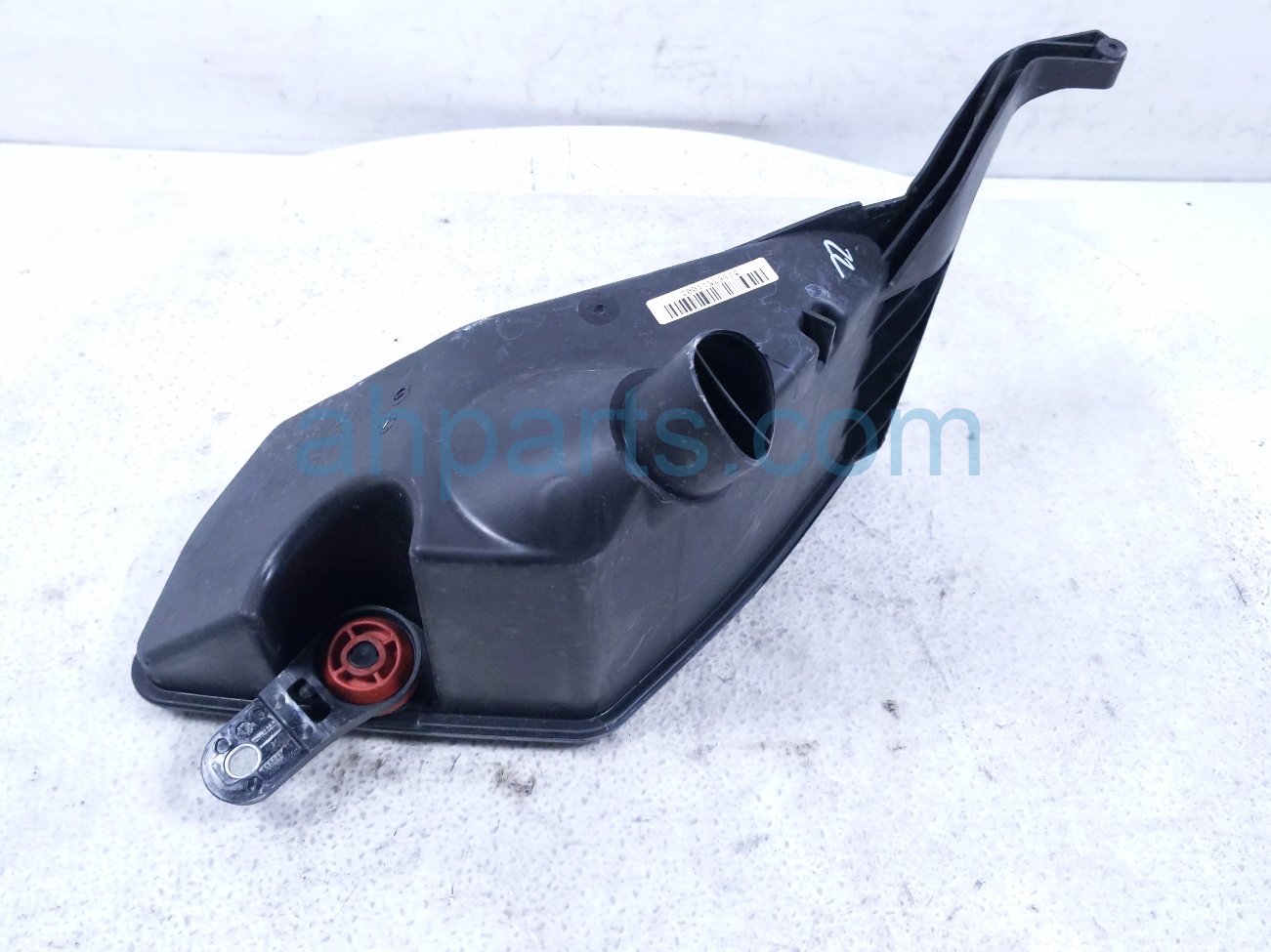 AIR CLEANER INTAKE BOX - 2.0L
