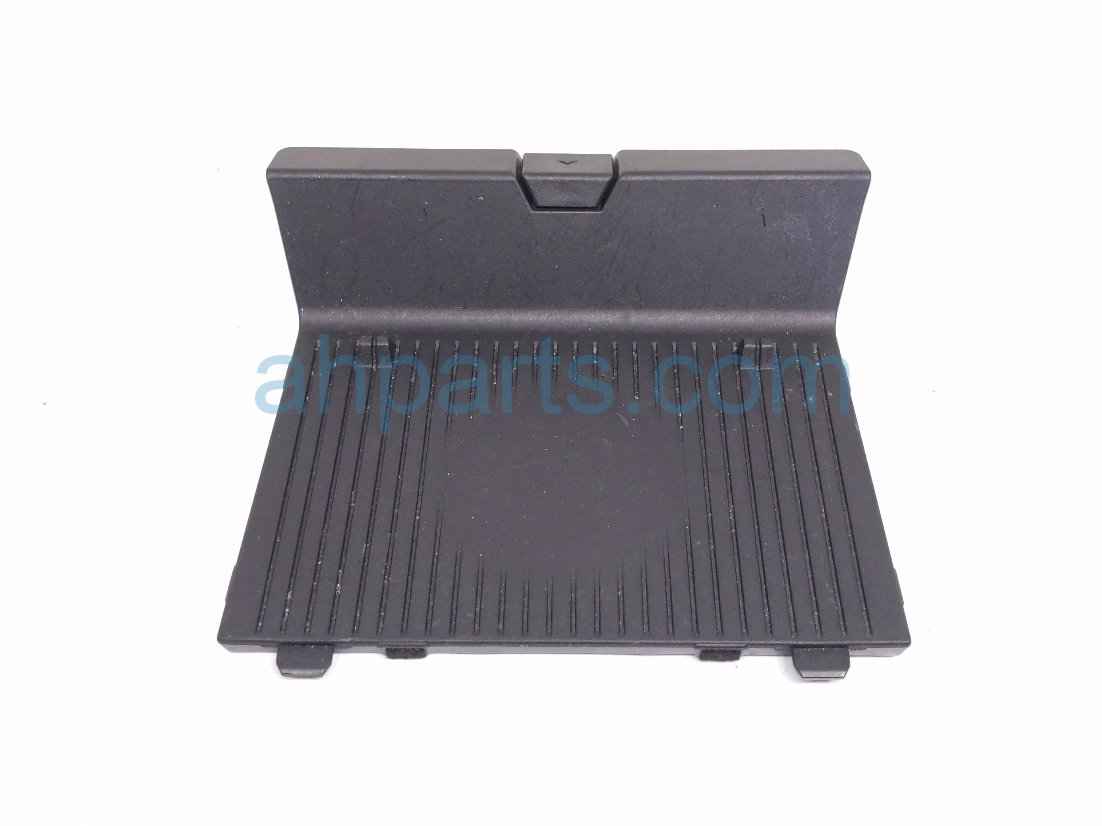 CENTER CONSOLE STORAGE POCKET -BLK