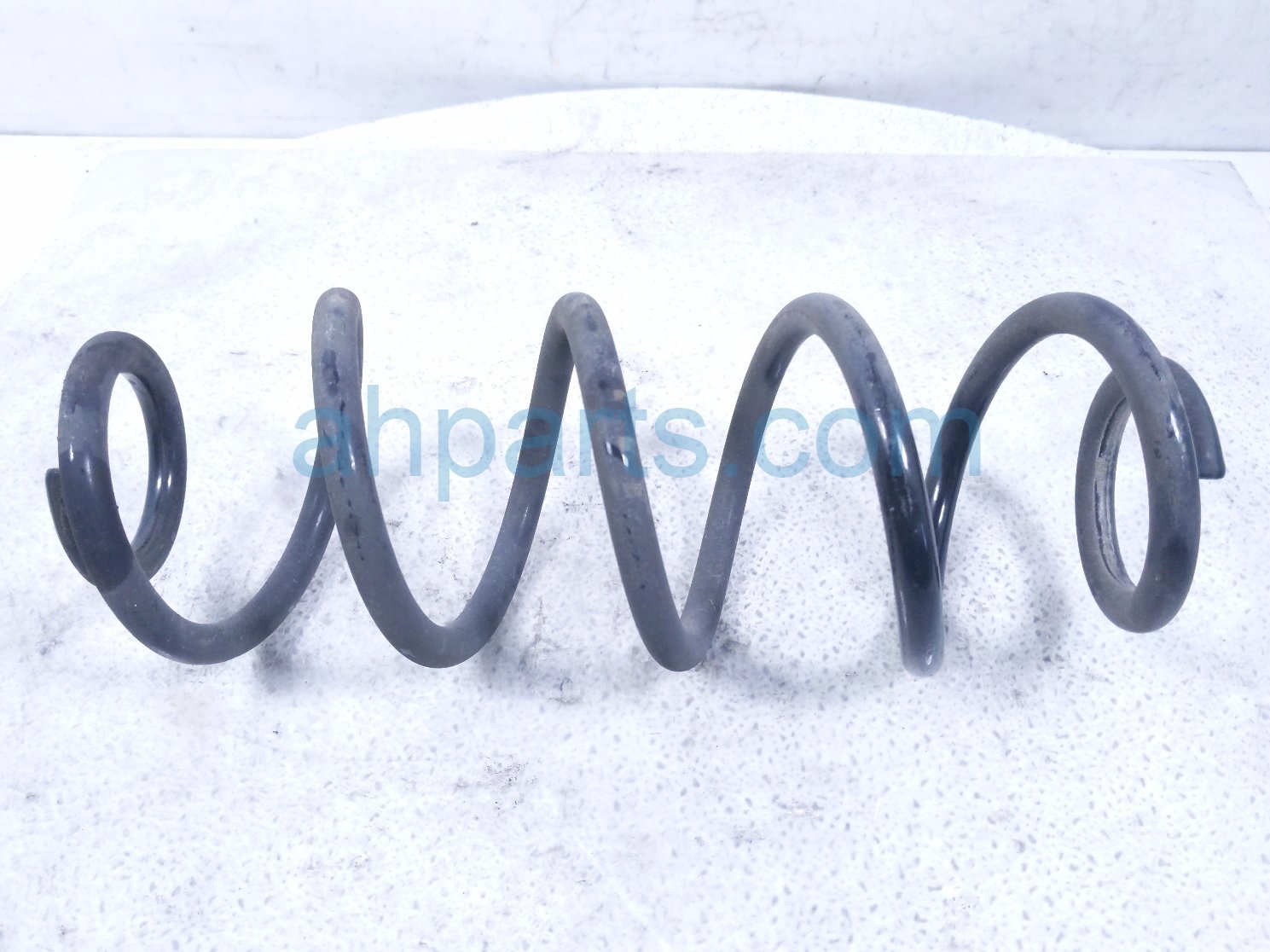 Toyota RR/LH COIL SPRING - 2.0L AWD