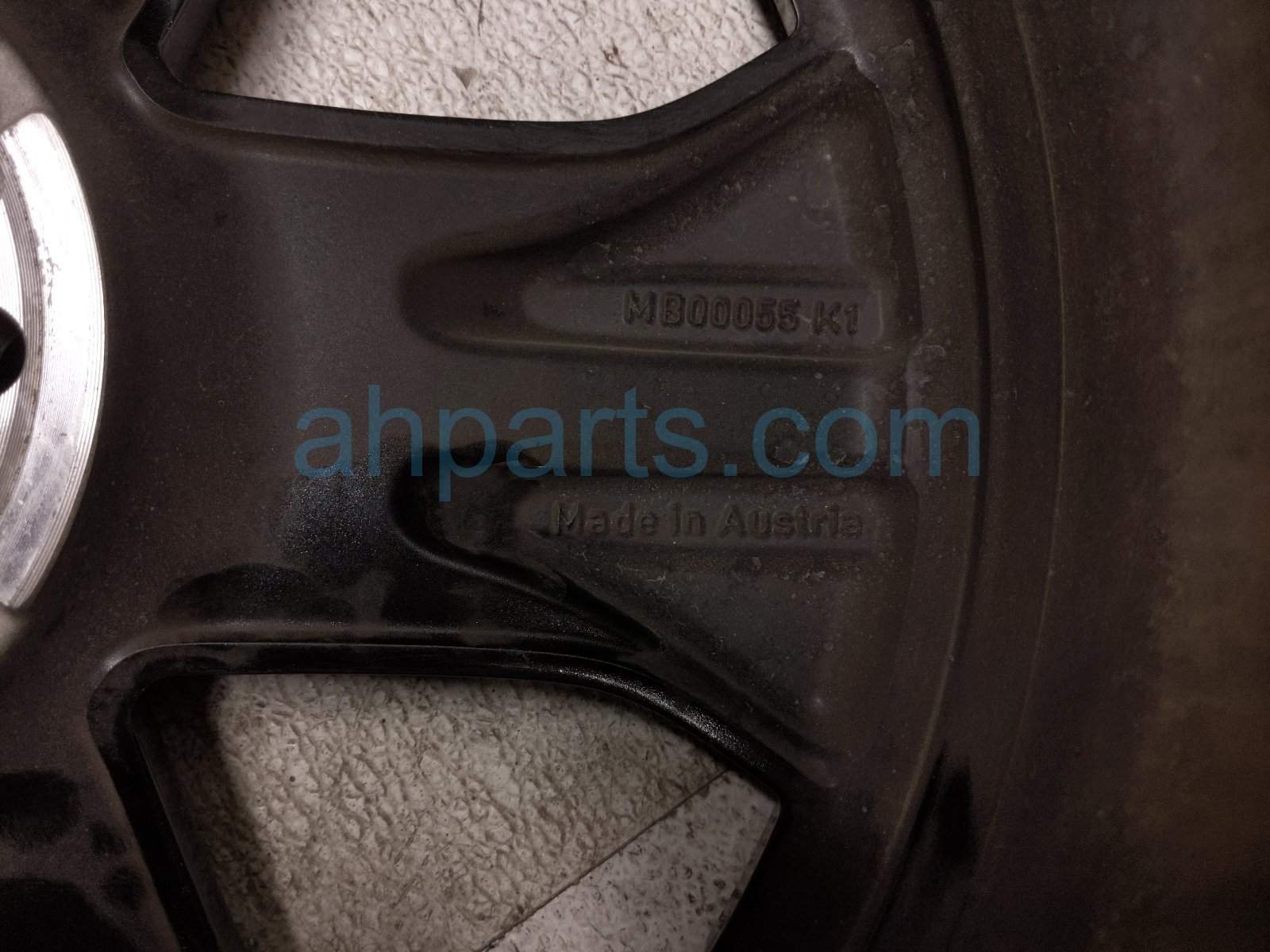 2024 Mercedes Eqb300 Rear Driver Wheel / Rim 243 401 19 00 7X23 Replacement 2024 Mercedes Eqb300 Rear Driver Wheel / Rim 243 401 19 00 7X23 Replacement thumbnail