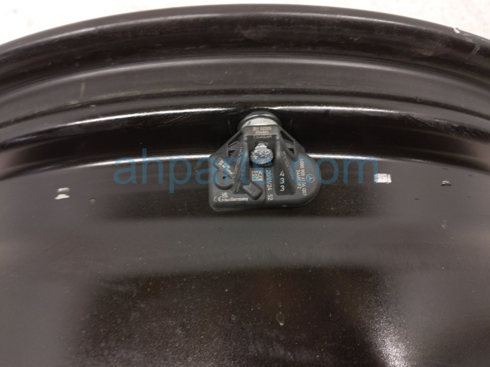 2024 Mercedes Eqb300 Front Passenger Wheel / Rim 243 401 19 00 7X23 Replacement 2024 Mercedes Eqb300 Front Passenger Wheel / Rim 243 401 19 00 7X23 Replacement thumbnail