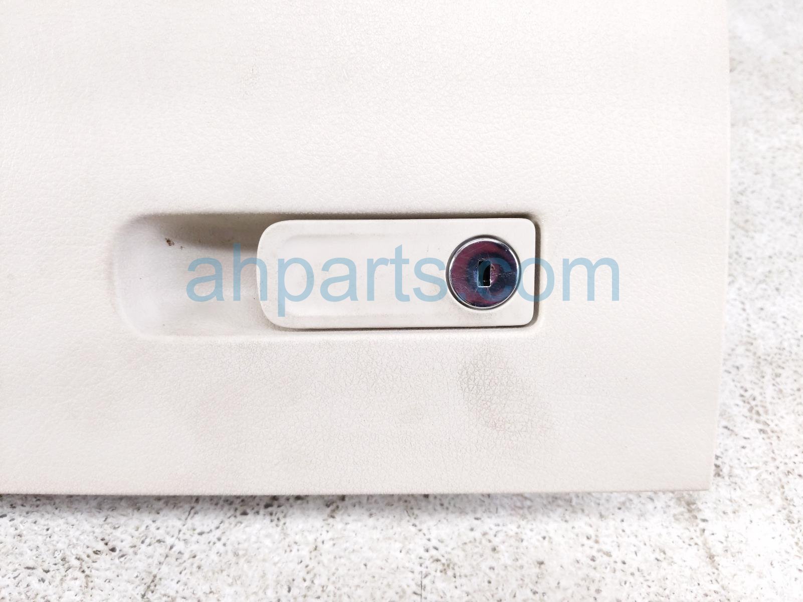 2024 Mercedes Eqb300 Glove Compartment Box Ivory 247 680 80 00 9051 Replacement 2024 Mercedes Eqb300 Glove Compartment Box Ivory 247 680 80 00 9051 Replacement thumbnail