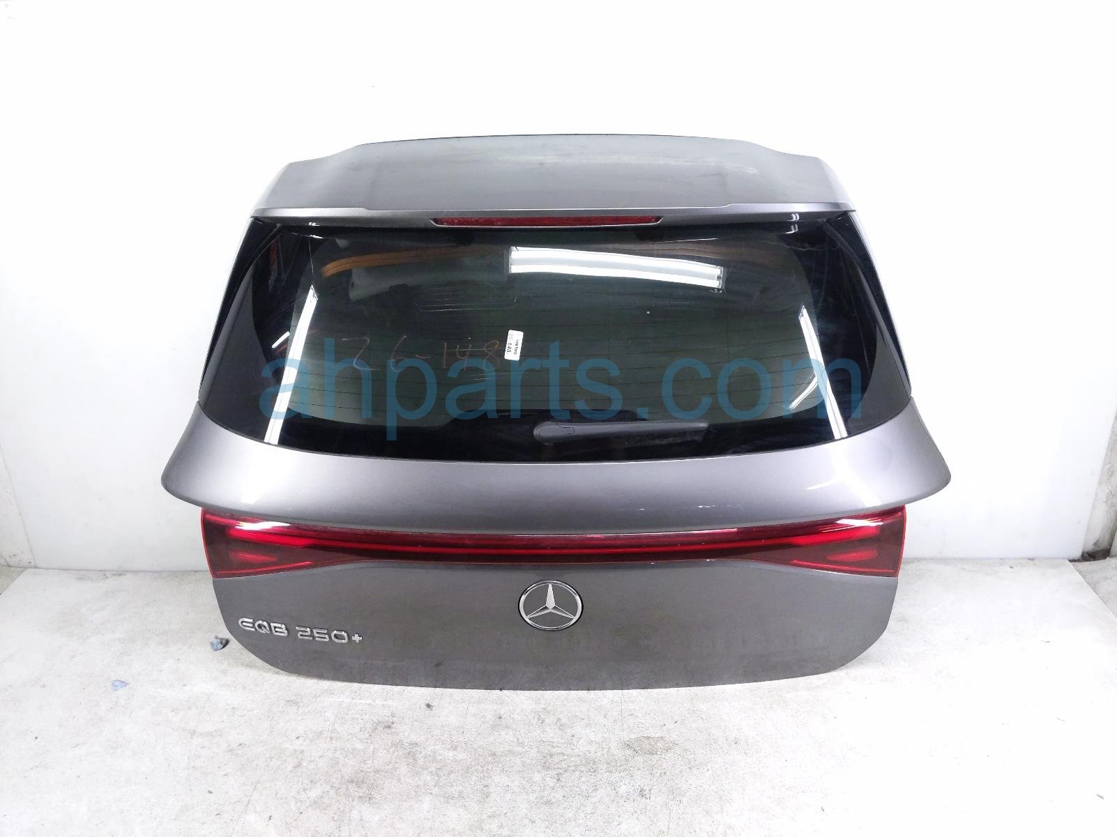 $2700 Mercedes LIFT GATE / TAIL GATE - GREY *250+