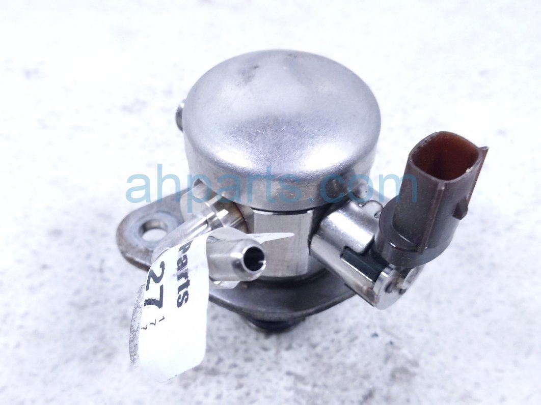 Ford HIGH PRESSURE FUEL PUMP - ENGINE MTD