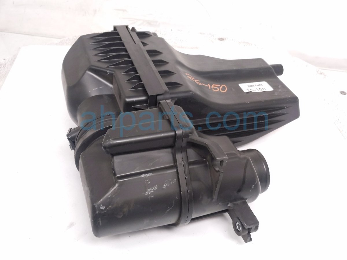 Honda AIR CLEANER INTAKE BOX