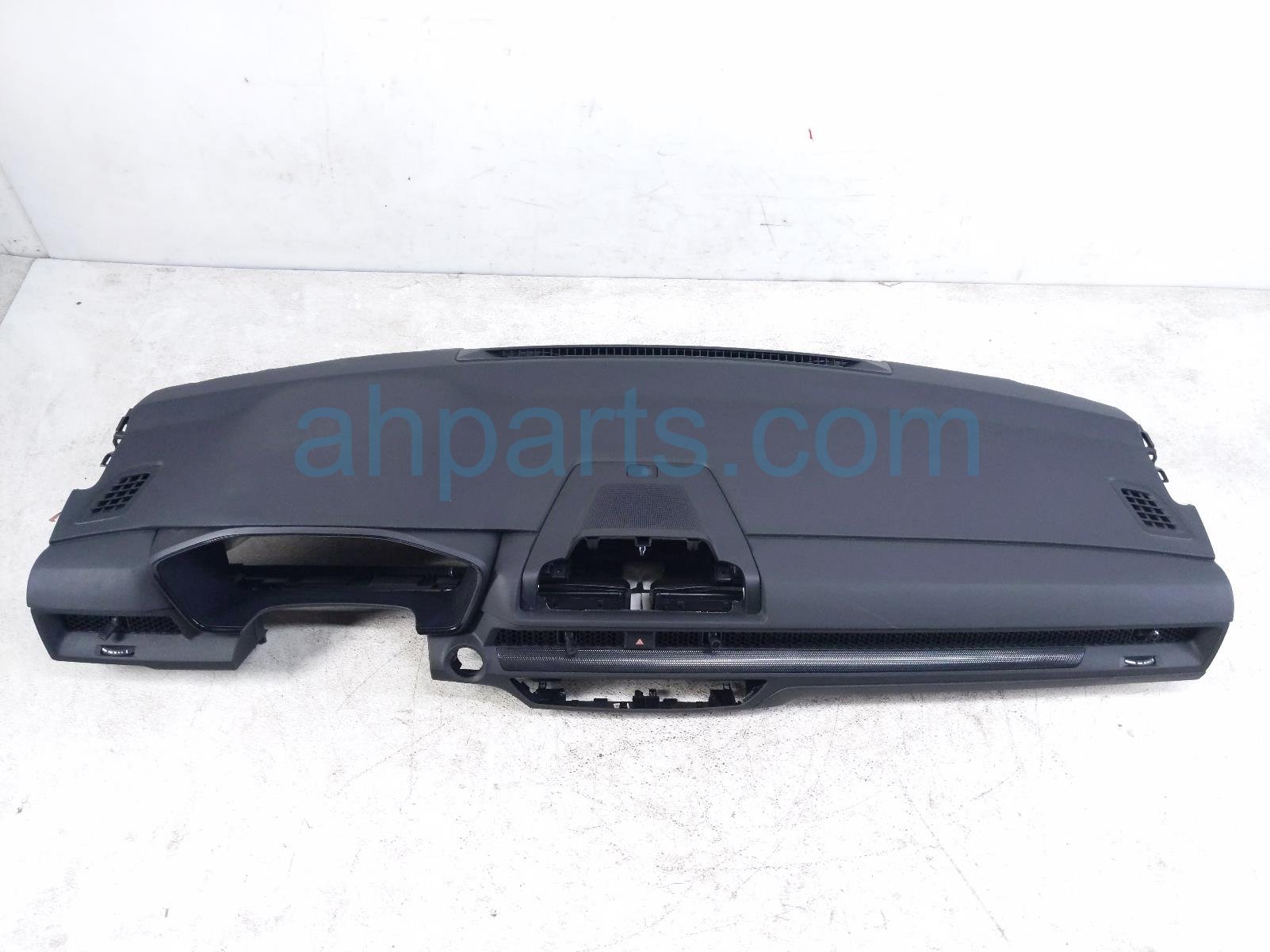 $745 Honda DASHBOARD W/ AIRBAG