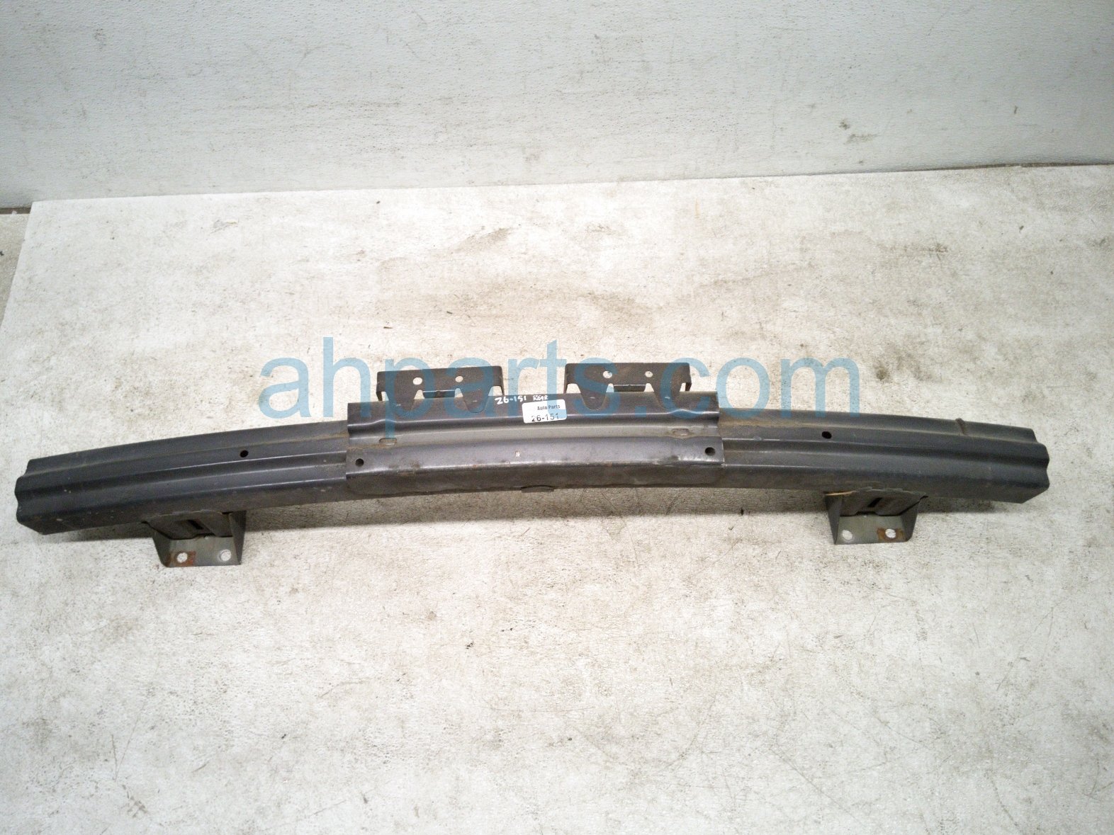 Honda REAR BUMPER REINFORCEMENT BAR