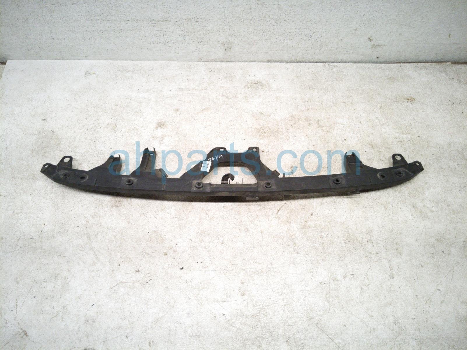 Honda FRONT BUMPER CENTER UPPER BEAM