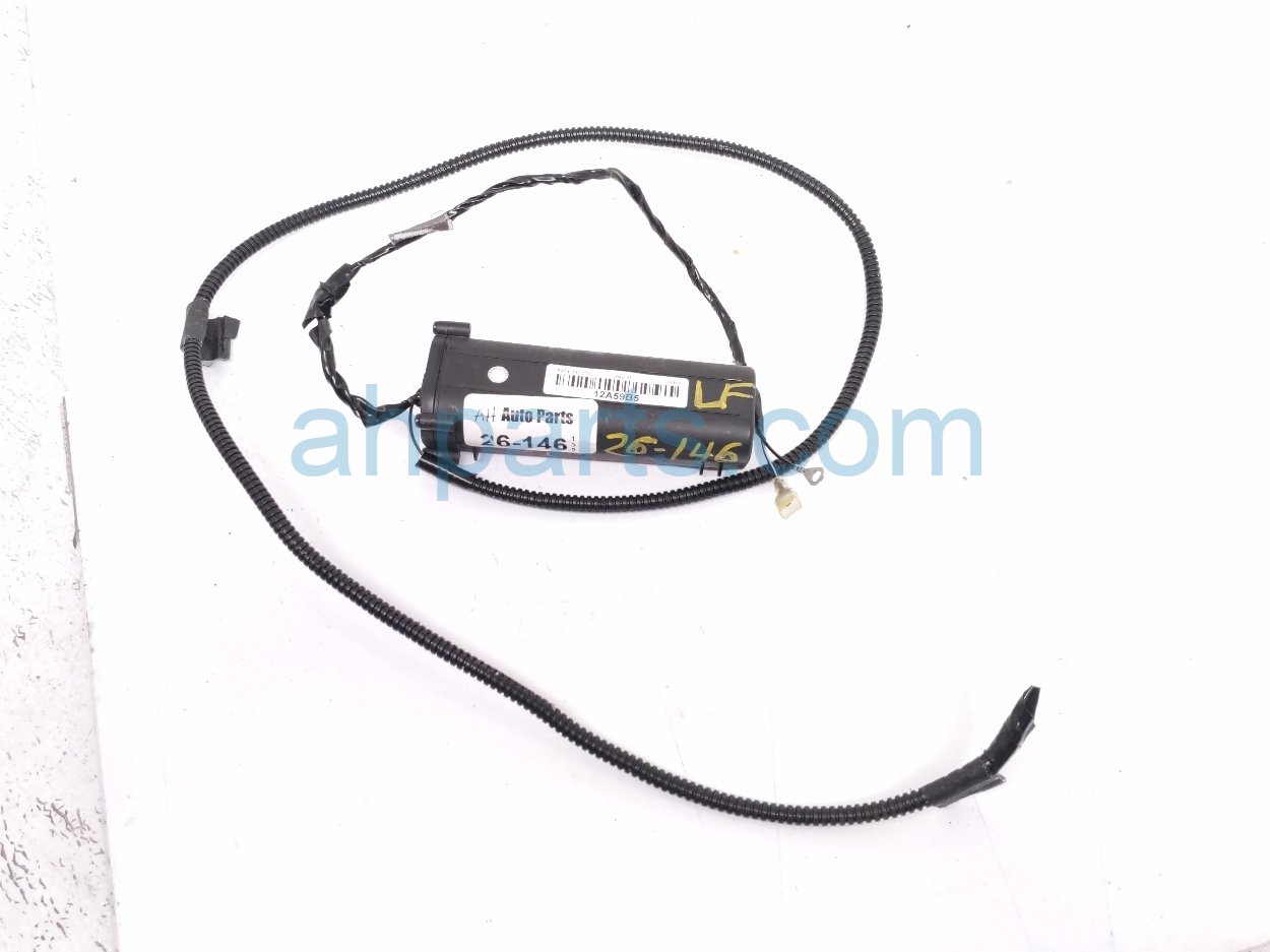 Audi VEHICLE RECOVERY TRANSMITTER MODULE