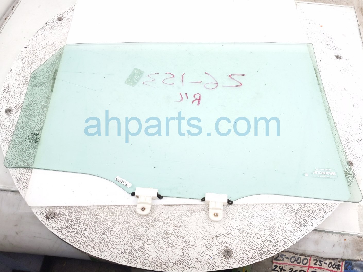 2026 Kia K4 Rear Driver Door Glass Window 83411 GG020 Replacement 2026 Kia K4 Rear Driver Door Glass Window 83411 GG020 Replacement thumbnail