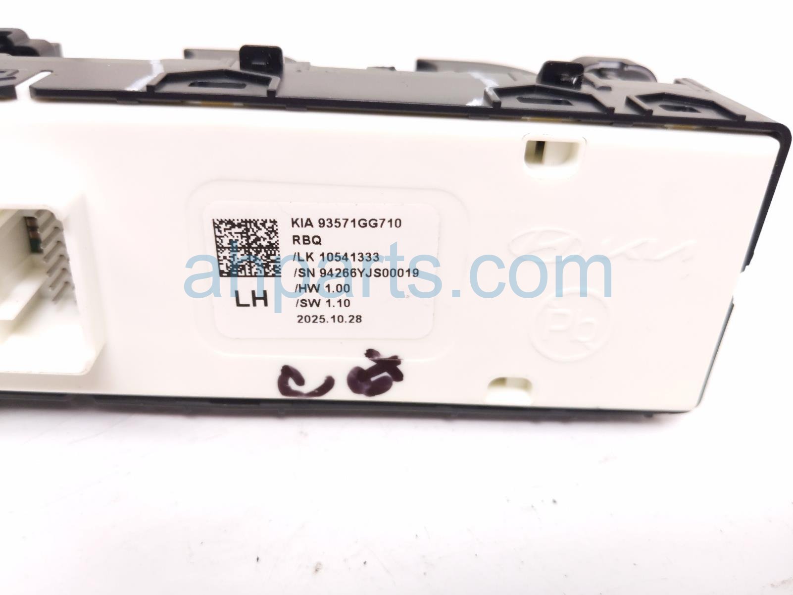2026 Kia K4 Power / Master Window Control Switch Driver 93571 GG710 Replacement 2026 Kia K4 Power / Master Window Control Switch Driver 93571 GG710 Replacement thumbnail