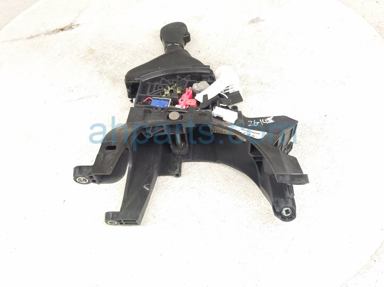 Honda A/T FLOOR SHIFTER W/KNOB - 1.5T