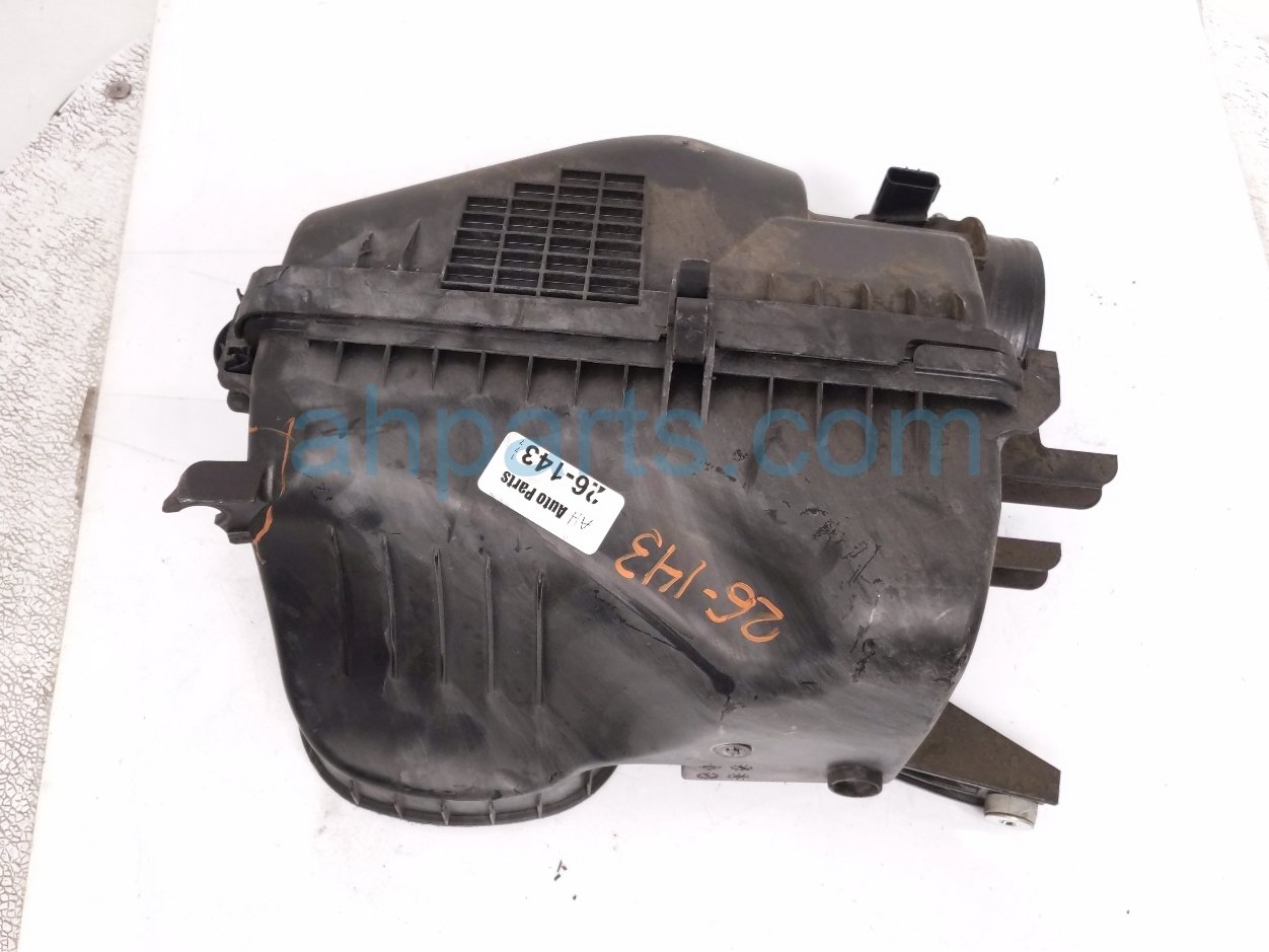 Honda AIR CLEANER INTAKE BOX