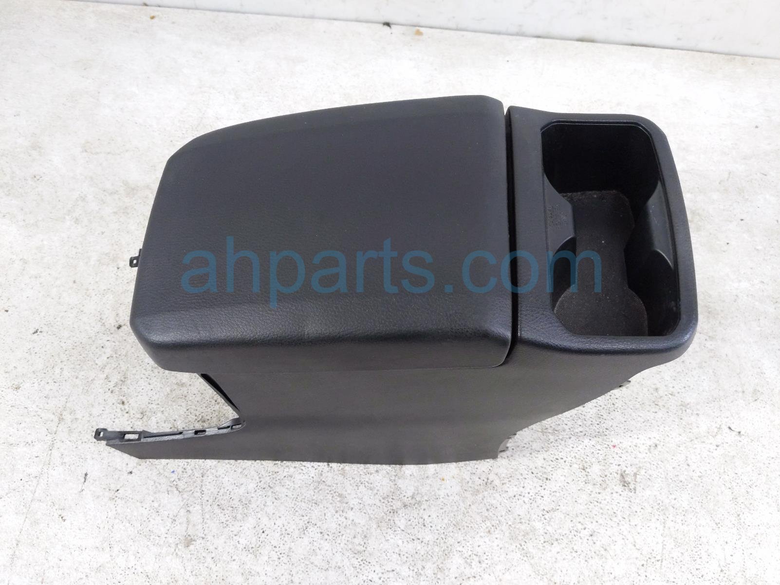 Toyota CENTER CONSOLE ASSY W/LID - GREY