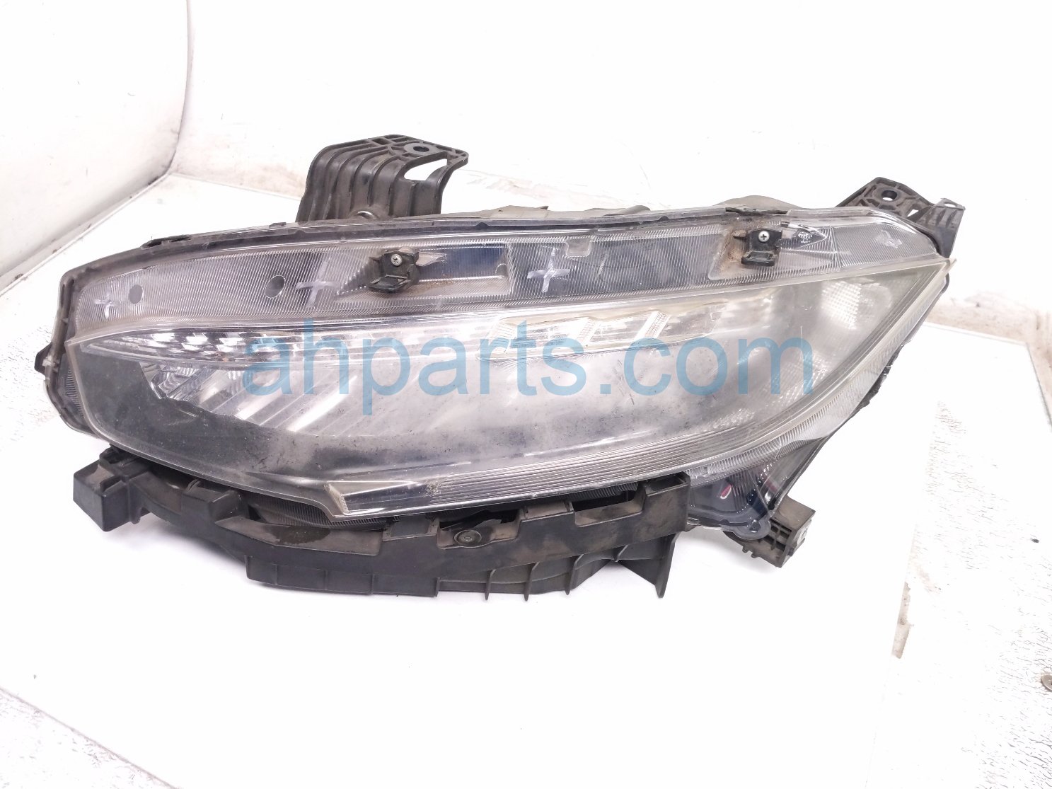 Honda LH HEADLAMP / LIGHT - LED