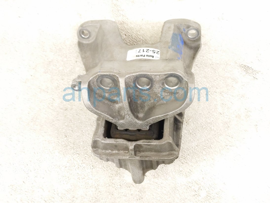 $99 Honda RH ENGINE MOUNT - 2.0L FWD SPORT