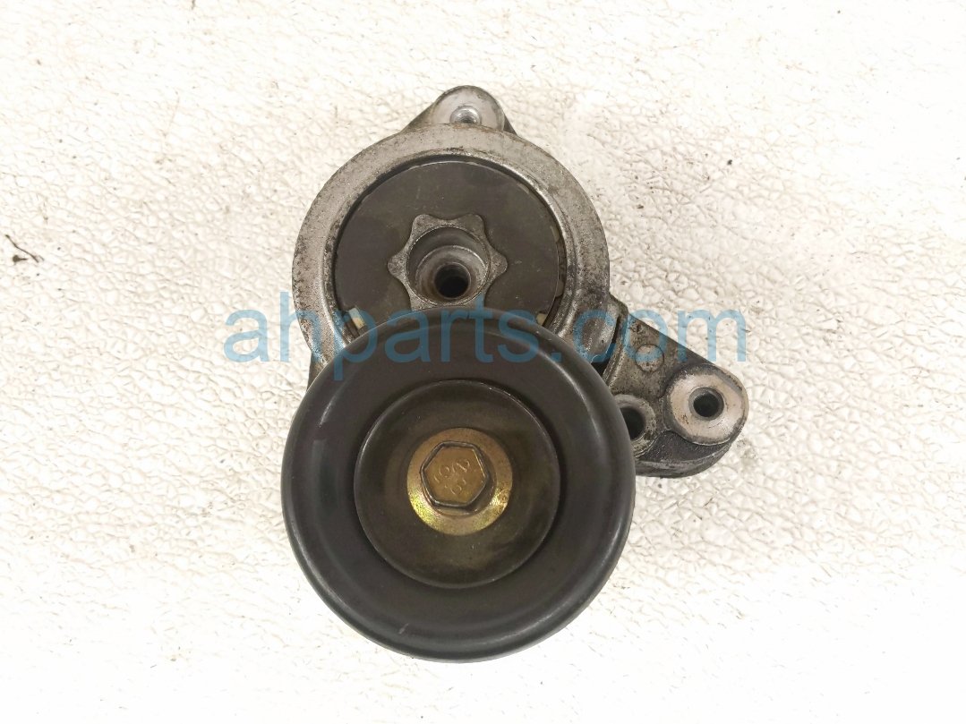 Honda AUTO BELT TENSIONER W/PULLEY - 2.4L