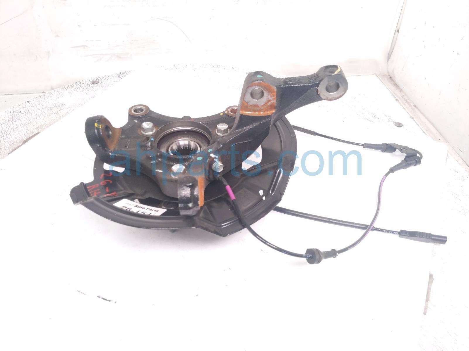 Kia FR/RH SPINDLE KNUCKLE HUB