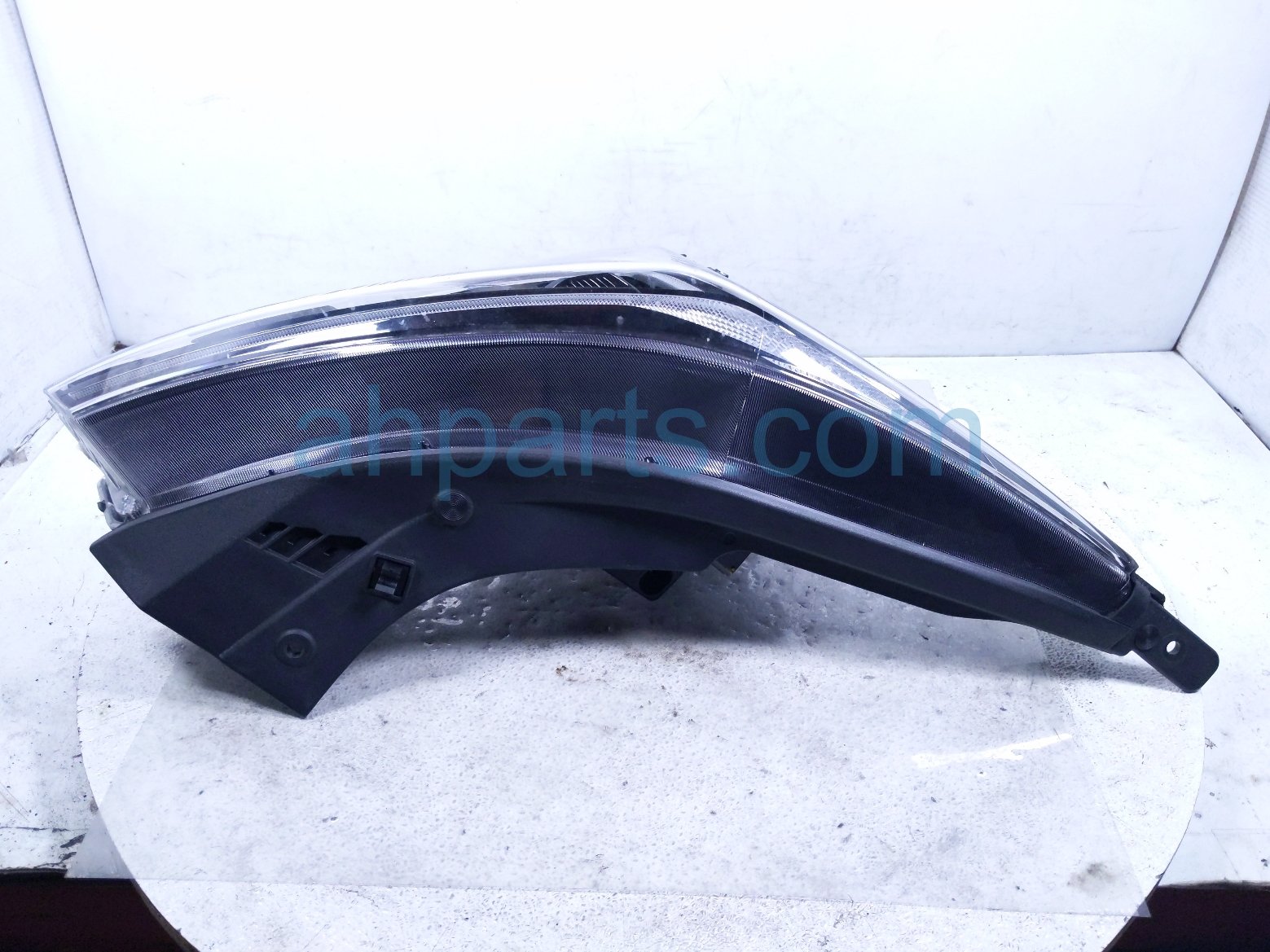 2026 Kia K4 Headlight Passenger Headlamp / Light 92102GG140 Replacement 2026 Kia K4 Headlight Passenger Headlamp / Light 92102GG140 Replacement thumbnail