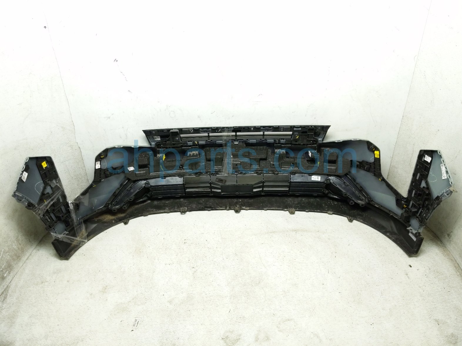 2026 Kia K4 Front Bumper Cover Grey Lt2 86560 GG000 Replacement 2026 Kia K4 Front Bumper Cover Grey Lt2 86560 GG000 Replacement thumbnail