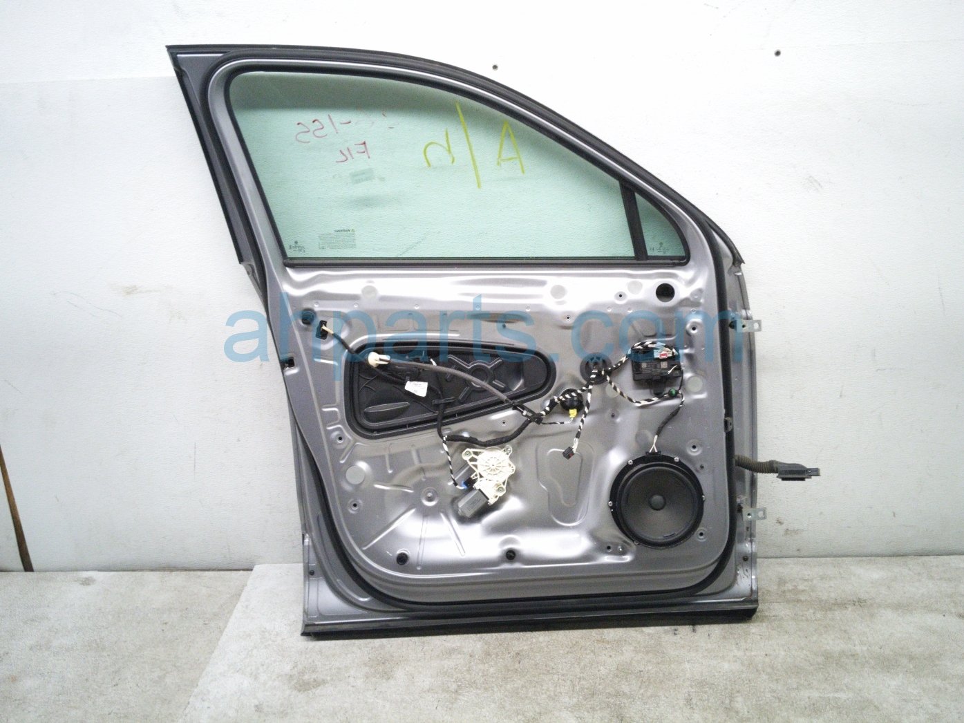 2024 Volkswagen Tiguan Front Driver Door Silver No Mirror/trim 5NN 831 055 C Replacement 2024 Volkswagen Tiguan Front Driver Door Silver No Mirror/trim 5NN 831 055 C Replacement thumbnail