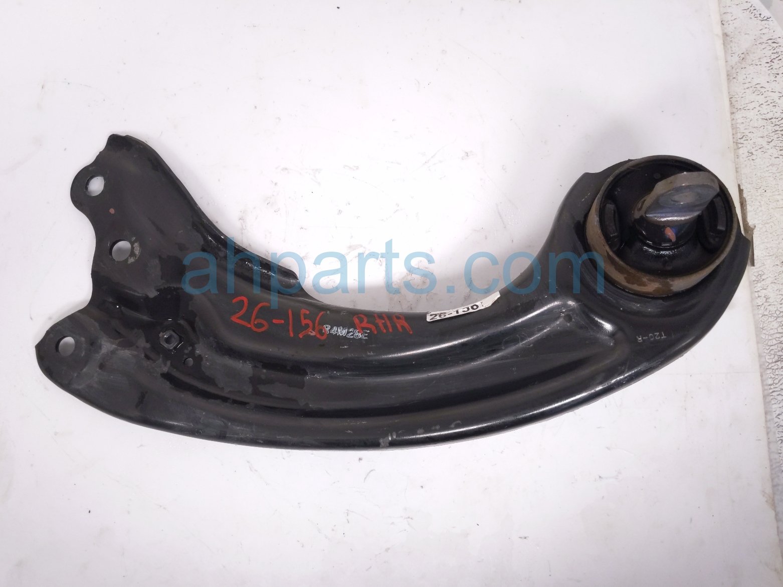 Honda RR/RH TRAILING LOWER CONTROL ARM