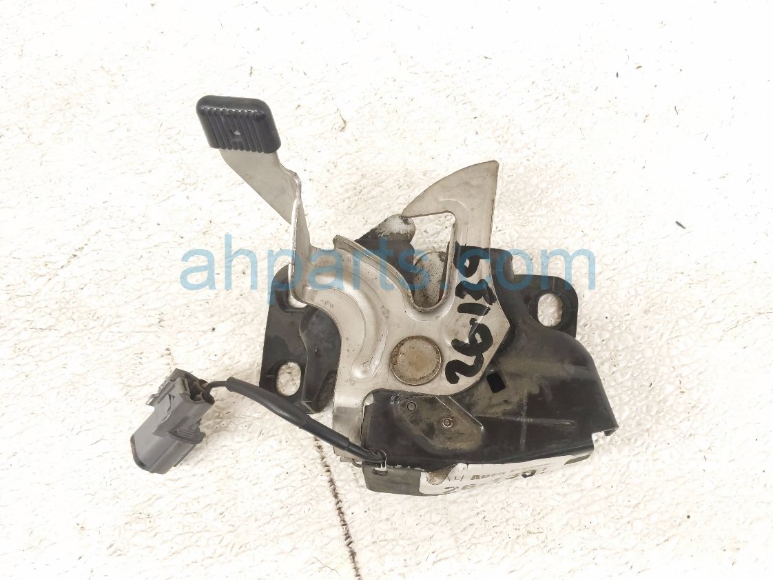 Honda HOOD LATCH ASSY