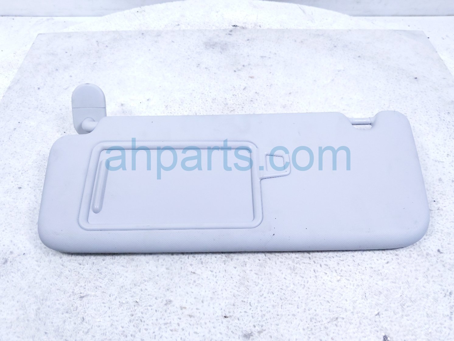 $75 Hyundai LH SUN VISOR - GREY