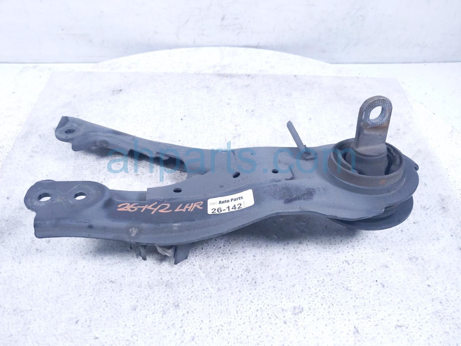 2022 Honda Odyssey Rear Driver Trailing Lower Control Arm 52365 THR A000 Replacement 2022 Honda Odyssey Rear Driver Trailing Lower Control Arm 52365 THR A000 Replacement