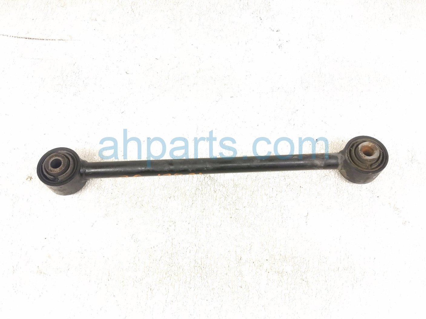 Honda RR/LH LOWER CONTROL ARM
