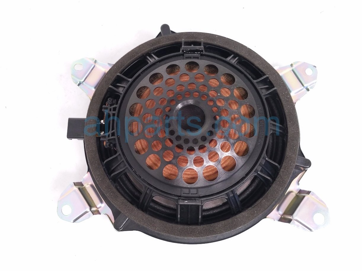 Lexus SUBWOOFER SPEAKER ASSY
