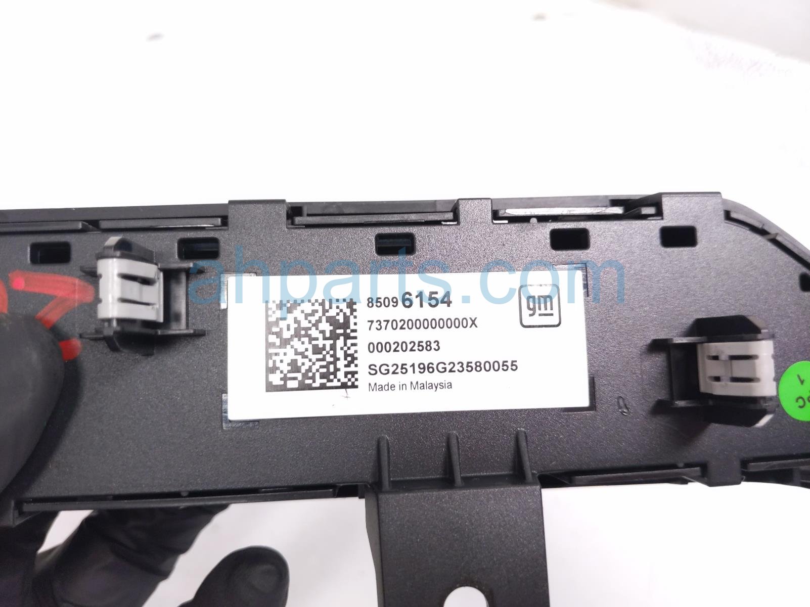 2026 Chevy Equinoxev Temperature Climate Heater/ac Control(on Dash) 85096154 Replacement 2026 Chevy Equinoxev Temperature Climate Heater/ac Control(on Dash) 85096154 Replacement thumbnail