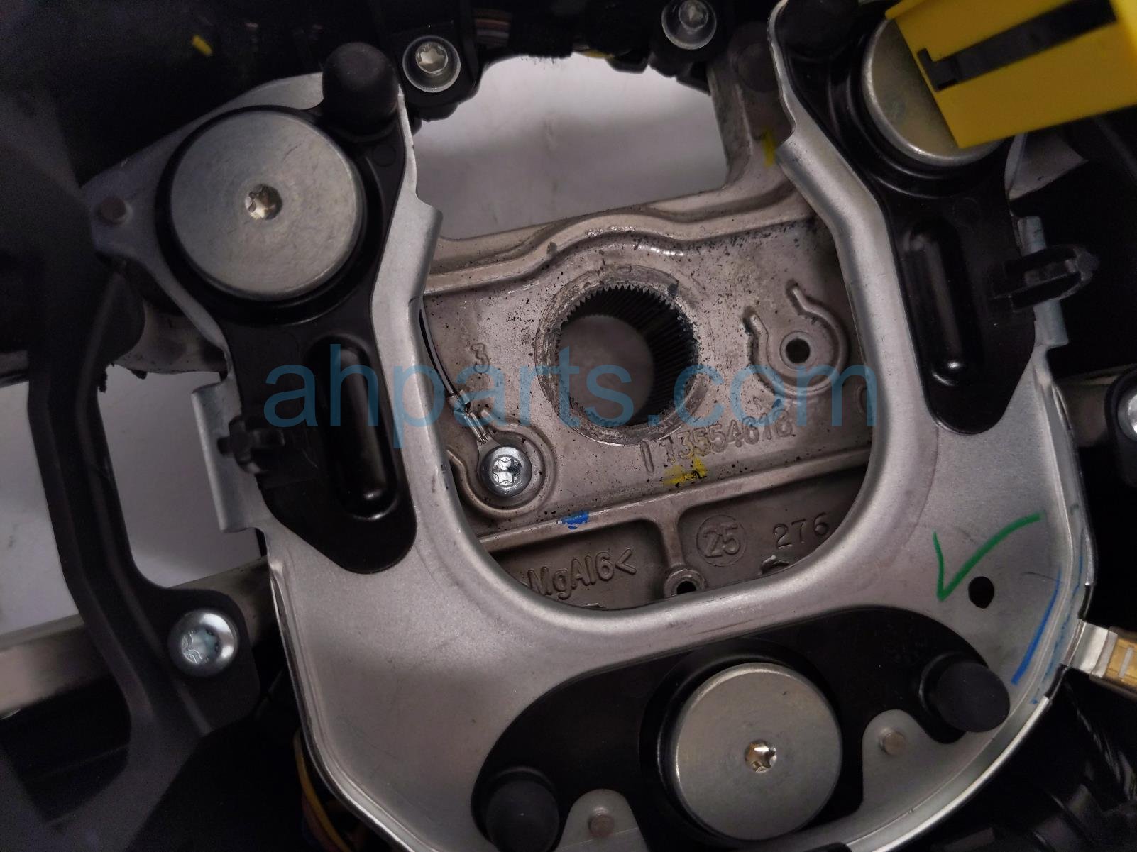 2026 Chevy Equinoxev Steering Wheel Black Lt2 85719655 Replacement 2026 Chevy Equinoxev Steering Wheel Black Lt2 85719655 Replacement thumbnail