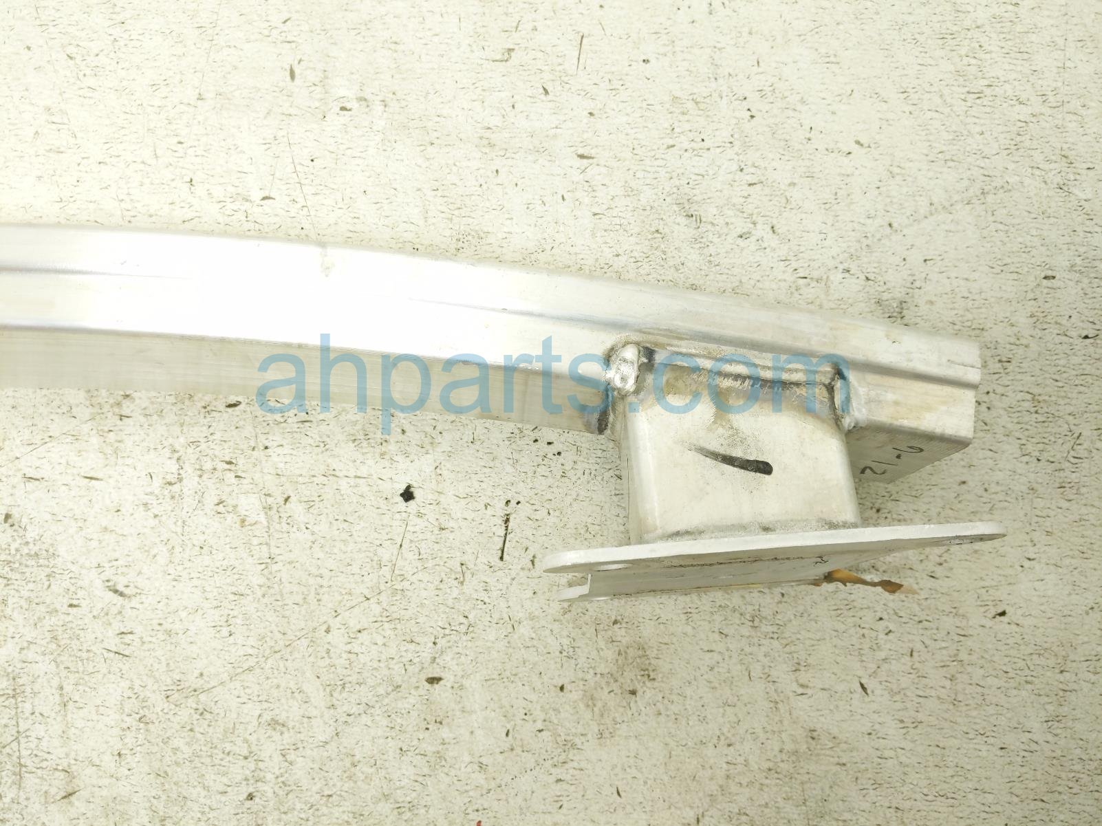 2026 Chevy Equinoxev Beam Rear Bumper Reinforcement Bar 85667111 Replacement 2026 Chevy Equinoxev Beam Rear Bumper Reinforcement Bar 85667111 Replacement thumbnail