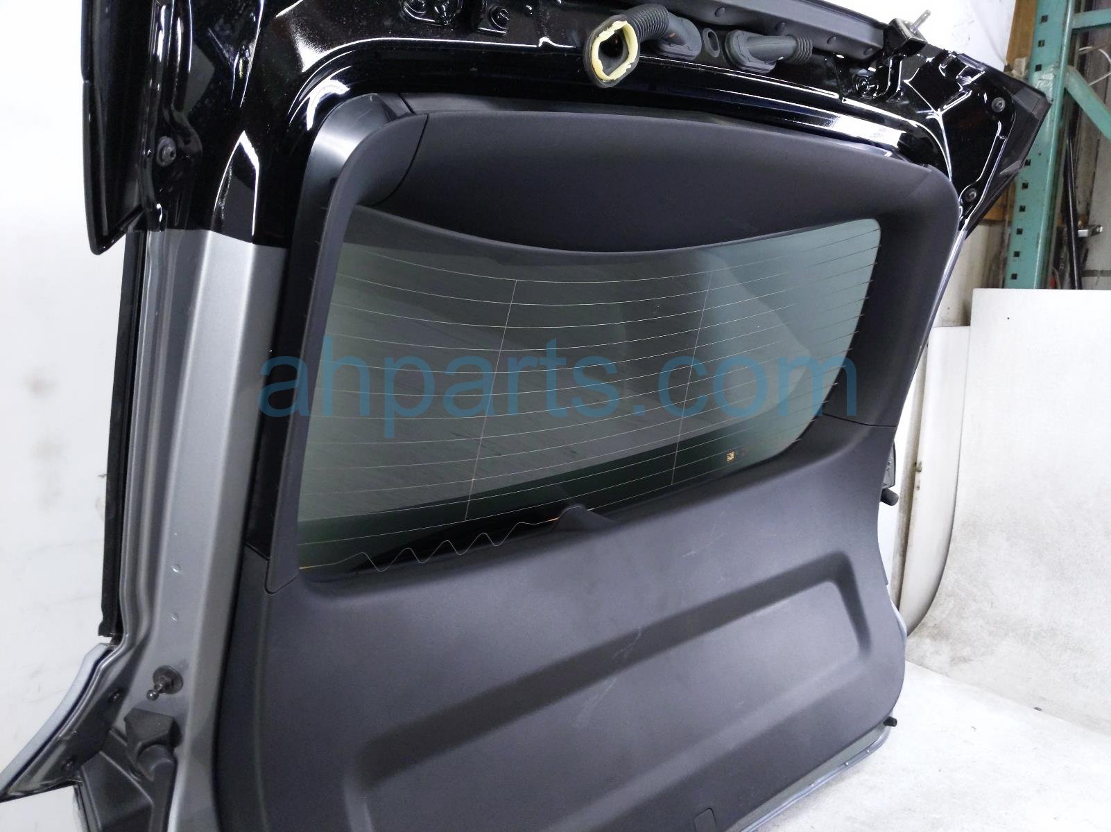 2026 Chevy Equinoxev Deck Trunk Lid Lift Gate / Tail Gate Silver 85775147 Replacement 2026 Chevy Equinoxev Deck Trunk Lid Lift Gate / Tail Gate Silver 85775147 Replacement thumbnail