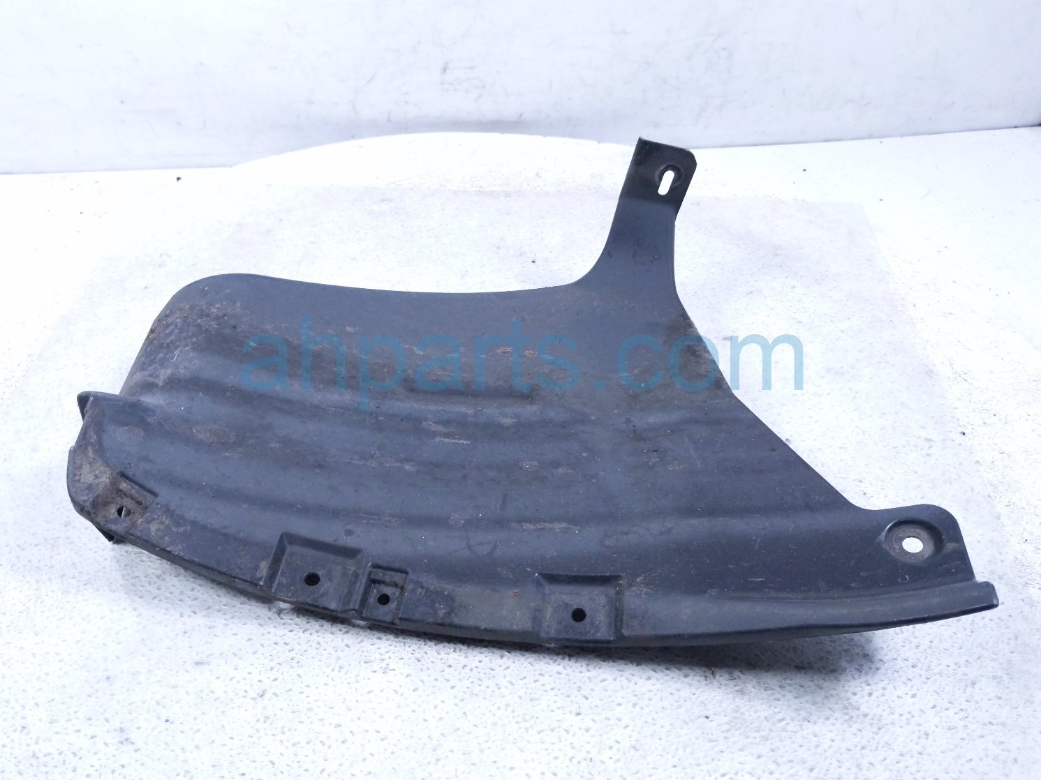 2024 Toyota Prius Rear Driver Inner Bumper Seal Le 52592 47100 Replacement 2024 Toyota Prius Rear Driver Inner Bumper Seal Le 52592 47100 Replacement thumbnail