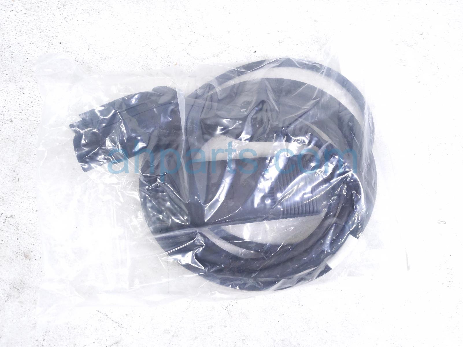 2026 Chevy Equinoxev Ev Dual Level Charging Cord Kit 85878955 Replacement 2026 Chevy Equinoxev Ev Dual Level Charging Cord Kit 85878955 Replacement thumbnail