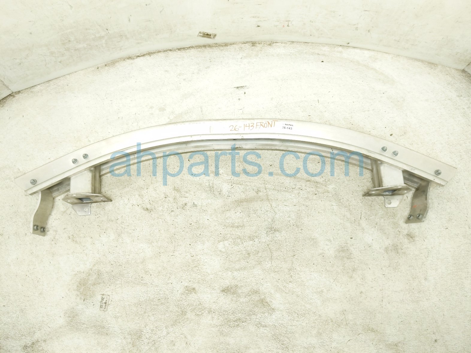 Honda FRONT BUMPER REINFORCEMENT BAR