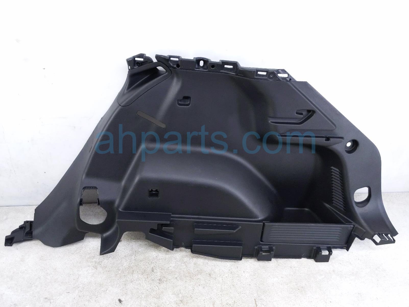 2026 Chevy Equinoxev Rear Passenger Quarter Trim Panel Blk 85702147 Replacement 2026 Chevy Equinoxev Rear Passenger Quarter Trim Panel Blk 85702147 Replacement thumbnail