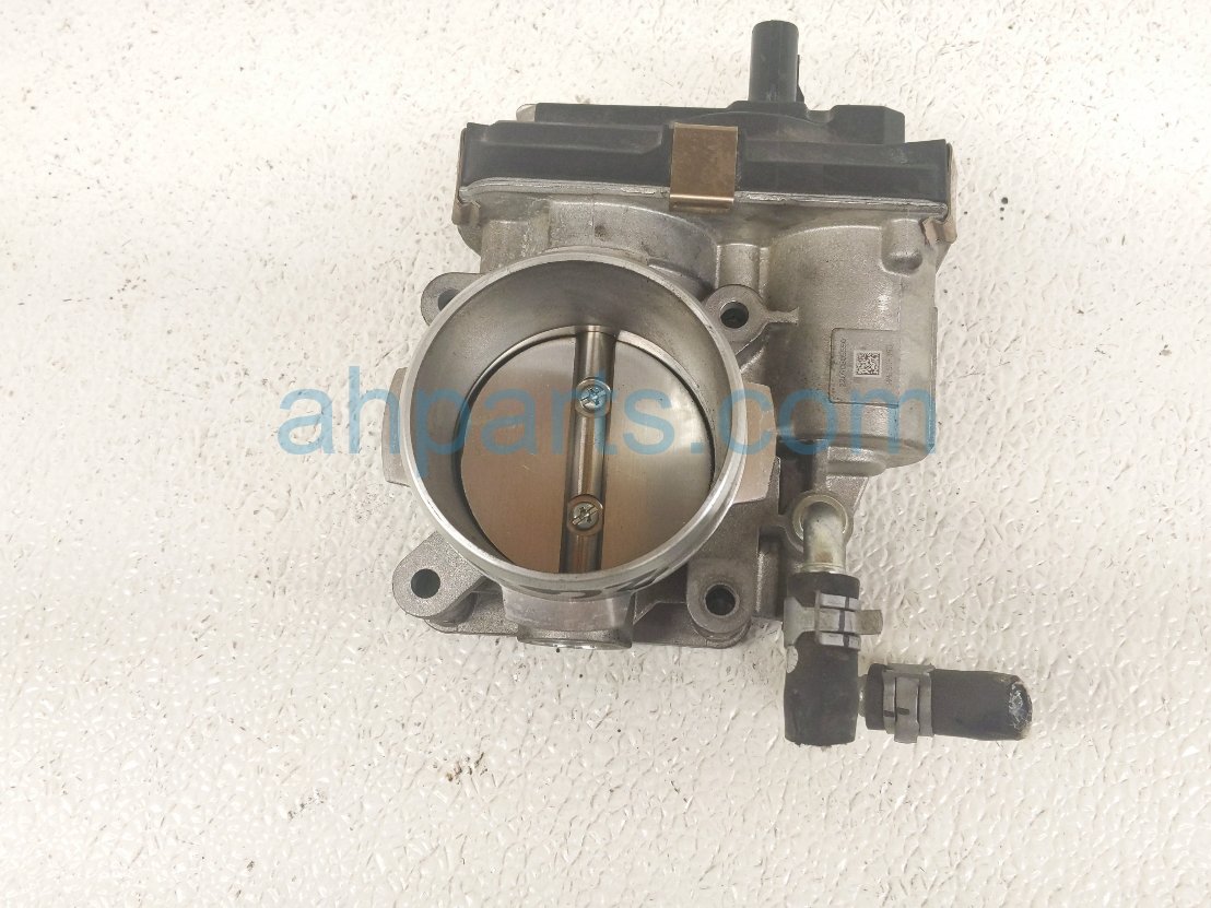 THROTTLE BODY - 2.4L