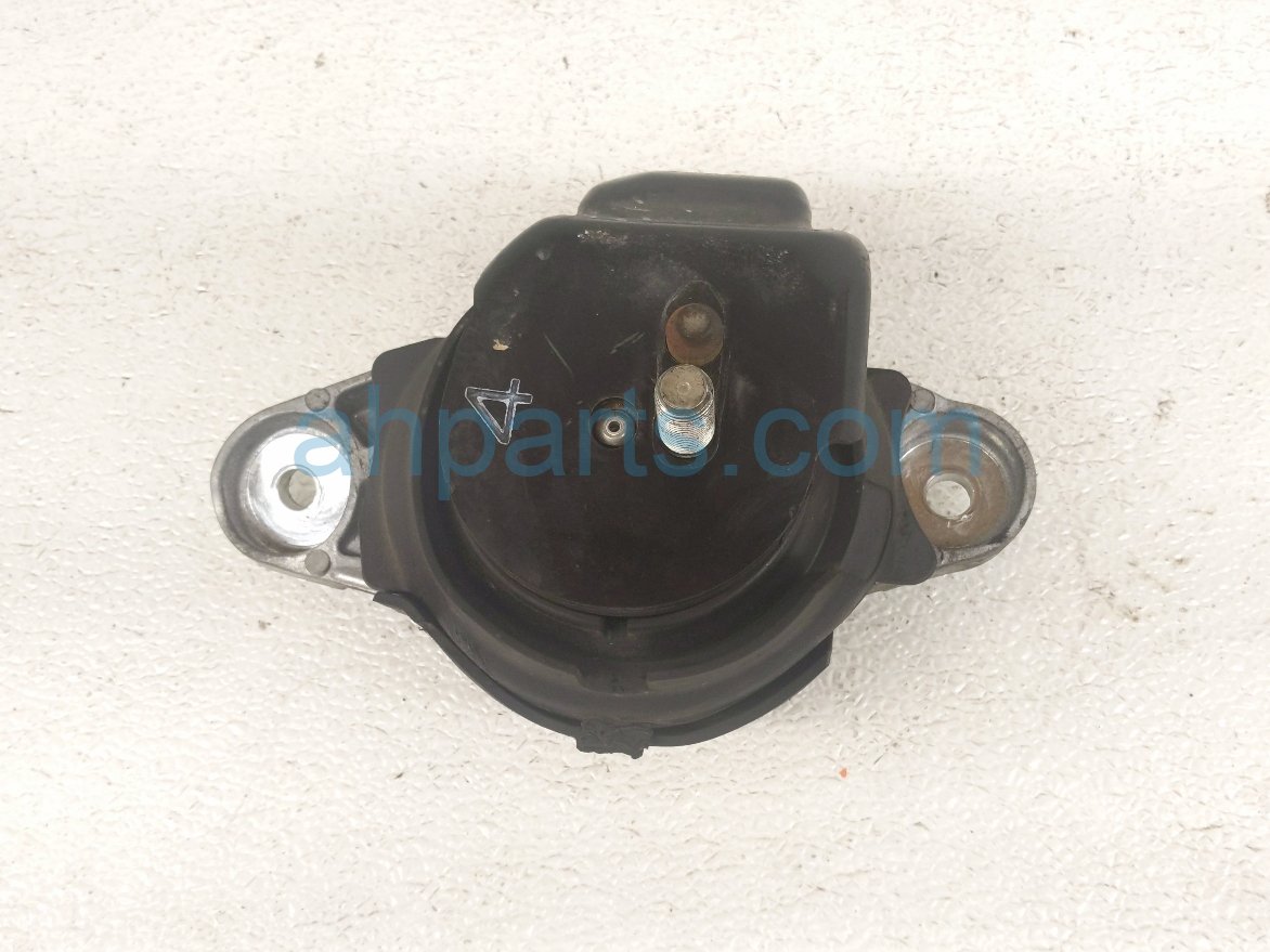 Subaru LH ENGINE MOUNT - 2.4L MT