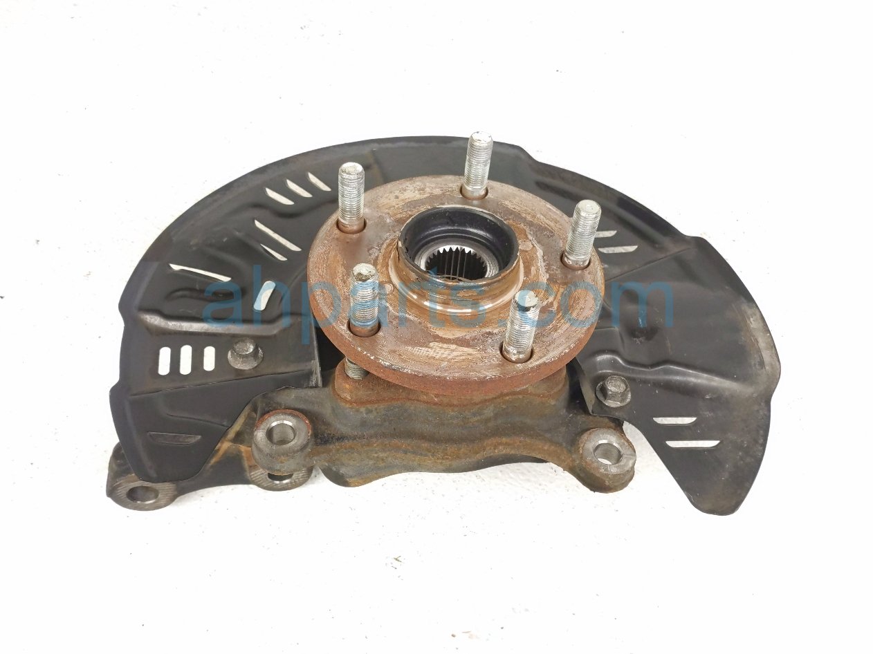 Subaru FR/RH SPINDLE KNUCKLE HUB