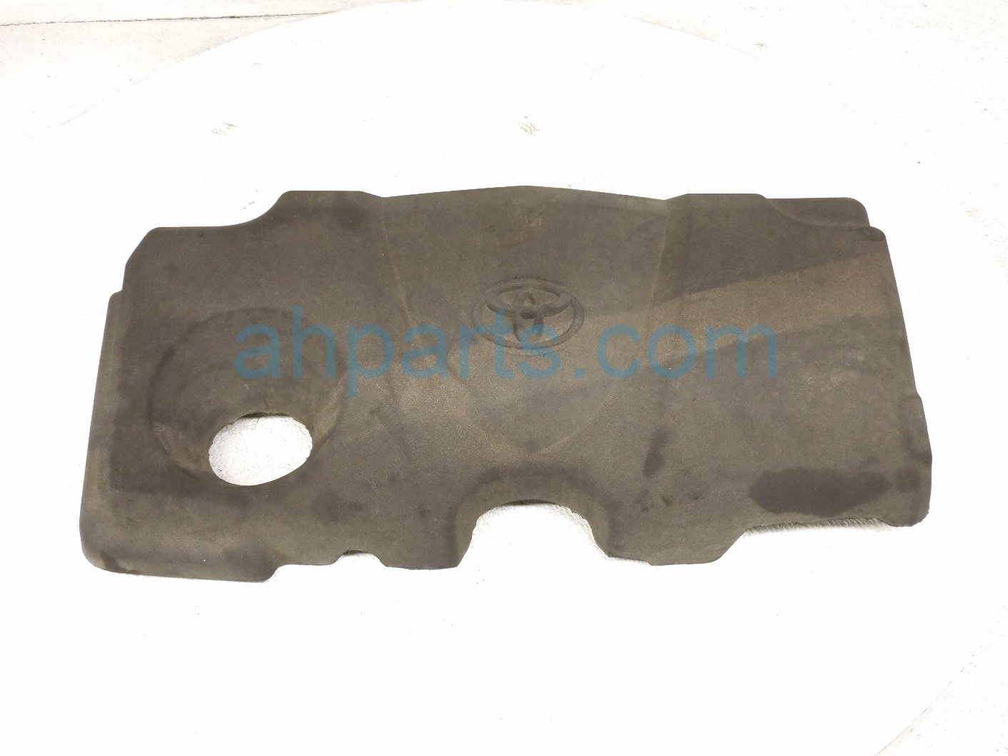 Toyota ENGINE APPEARANCE COVER - HYBRID
